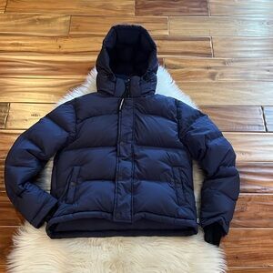 Aritzia Tna The Super Puff Sz XS